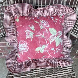 Fashion Throw Pillow Roses Ruffle Shabby Seersucker Red Check Pink Cottage Vntg